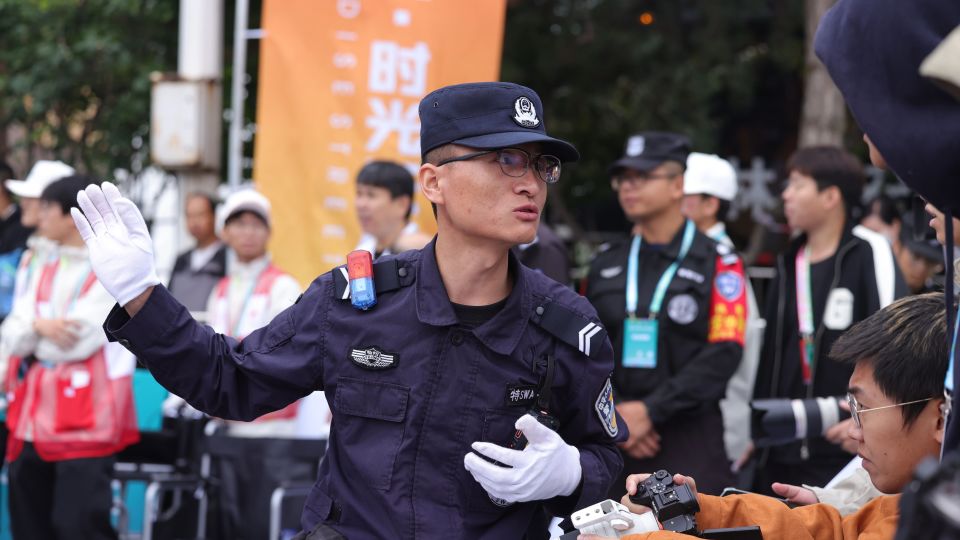 bt, Oo, https bt, Oo, https