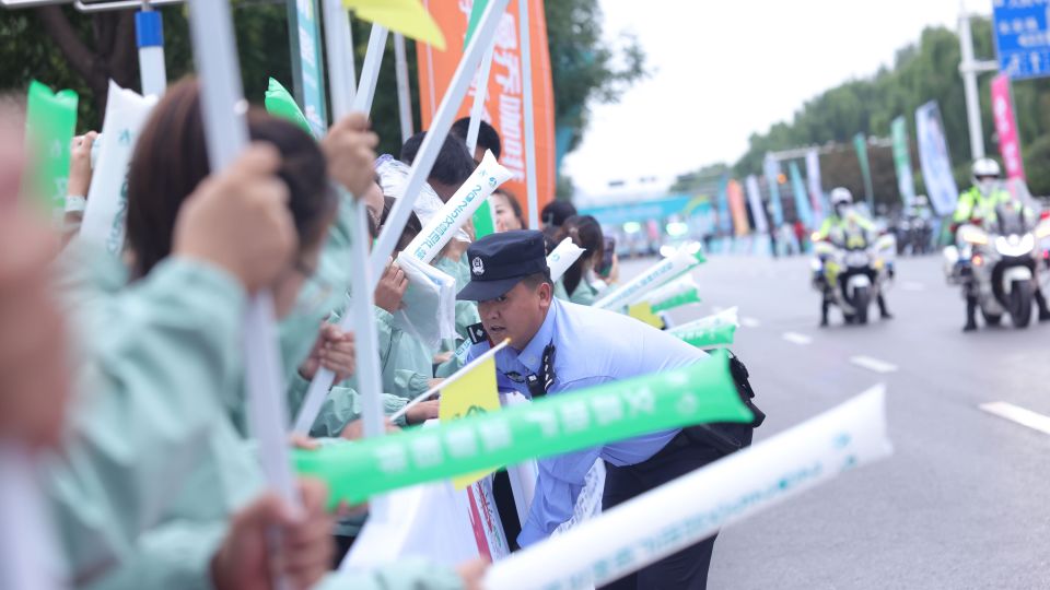 维护秩序, LU, rIQKi 维护秩序, LU, rIQKi