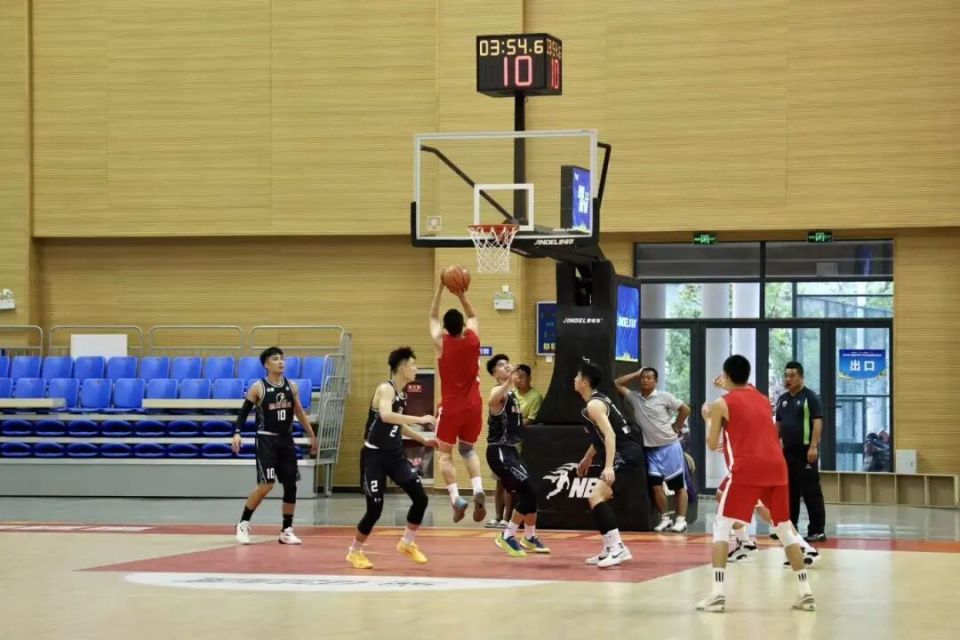 和理解, 多面手