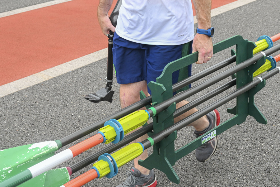 inews, 与健全队友, https