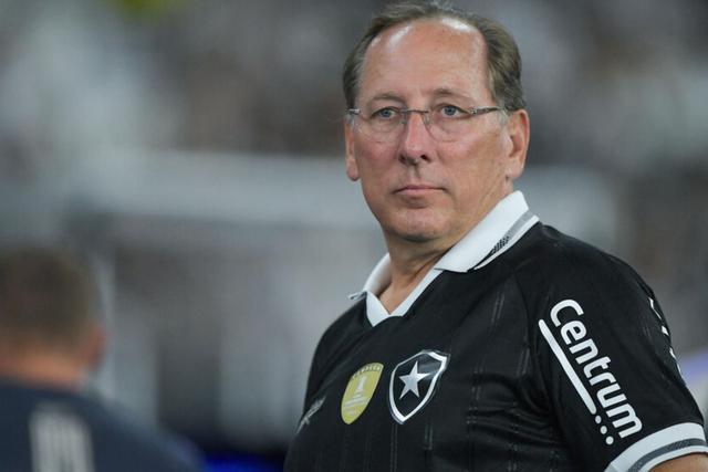 辖区, 融结构建立, 控股公司E 辖区, 融结构建立, 控股公司E